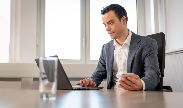 Mécanicien en maintenance automobile (F/H) 100%, 1. portrait